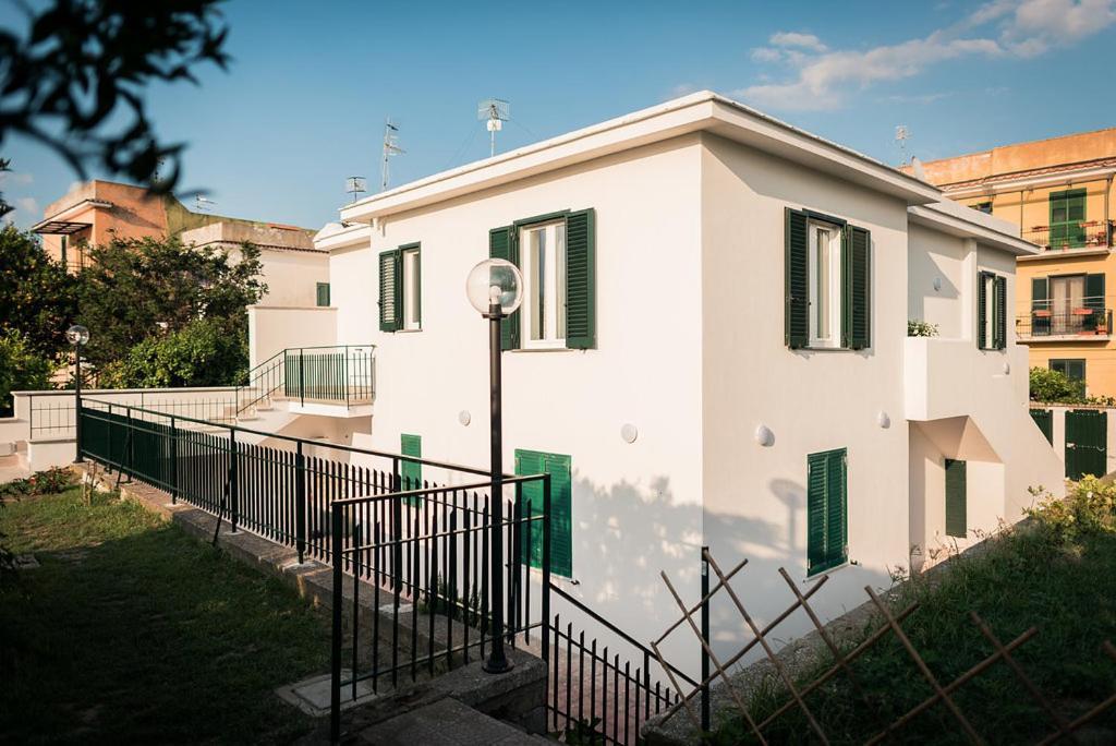 L'Agrumeto Procida Esterno foto